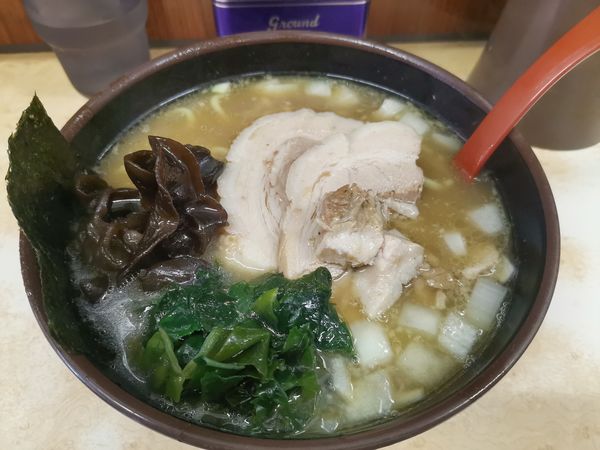 「ラーメン　大盛り無料　830円」@イレブンフーズ  源流の写真