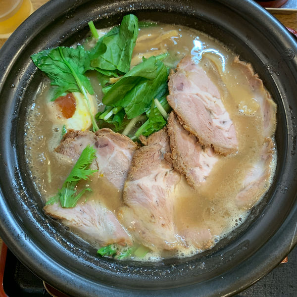 「豚骨醤油ラーメン」@ラーメン猪太の写真