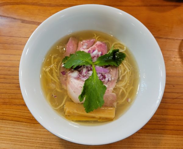 「蛤香る塩そば 880円」@アメノオトの写真