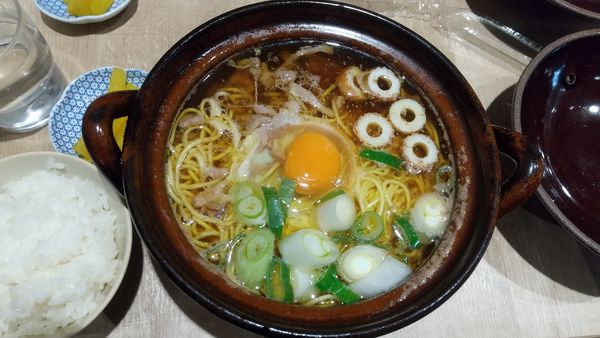 「鍋焼らーめん（白飯付）細麺（冬季限定）1000円」@手打 親鶏中華そば 綾川の写真