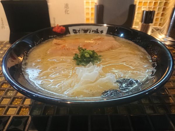 「鶏白湯」@町田汁場 しおらーめん進化 中山店の写真