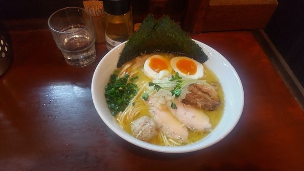 「特製濃厚塩鶏そば」@麺屋 くまがいの写真
