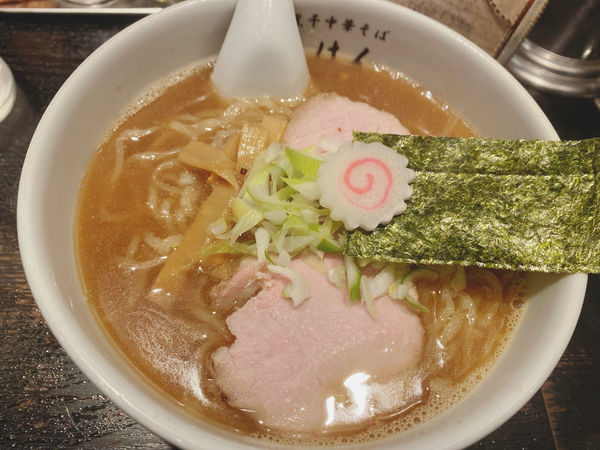 「中華そば　大盛」@江戸前煮干中華そば きみはん 五反田店の写真