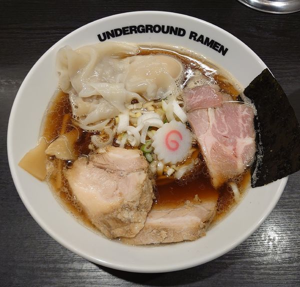 「特製ラーメンライト(1180円)」@UNDERGROUND RAMEN 川越仲町の写真