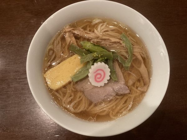 「醤油そば+半ライス」@なすやの写真