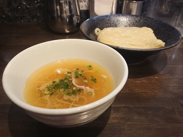 「しおつけ麺」@町田汁場 しおらーめん進化 町田駅前店の写真