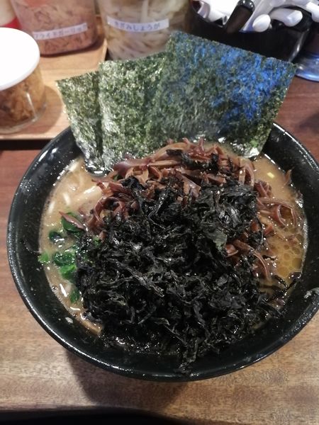 「ラーメン　750円　キクラゲ　70円」@家系ラーメン クックらの写真