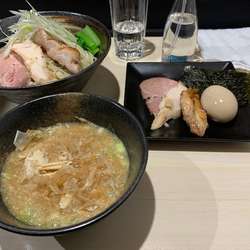 特製濃厚鶏つけ麺