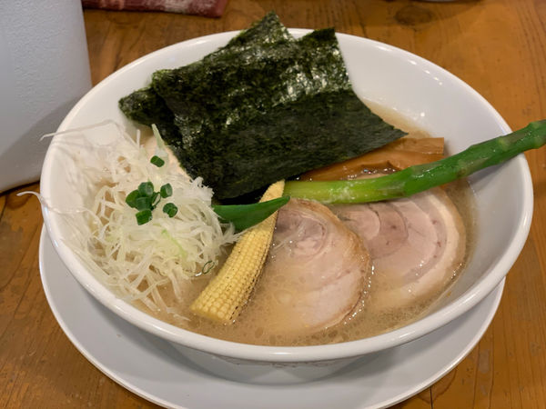 「特製豚白湯ラーメン」@ろく月の写真