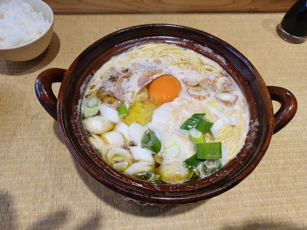 「鍋焼ラーメン　期間限定」@手打 親鶏中華そば 綾川の写真