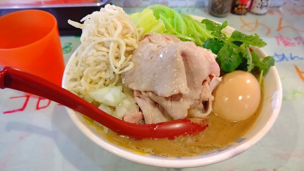 「特製マルソンらーめん１０００円」@ハイデン.コッコFACTORYサマンサ・タマサの写真