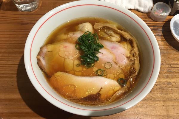 「特製醤油ラーメン」@ラーメン屋 トイ・ボックスの写真