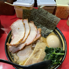 横浜家系ラーメン 宗八 柏本店の画像