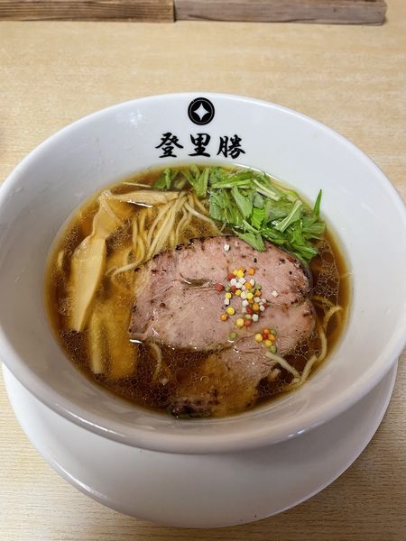 「登里全量醤油らぁめん」@らぁめん登里勝の写真