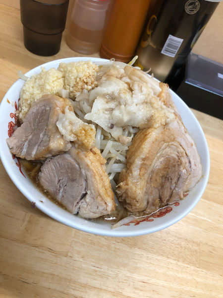 「小ぶた　4枚（ニンニク）」@ラーメン 登良治郎の写真