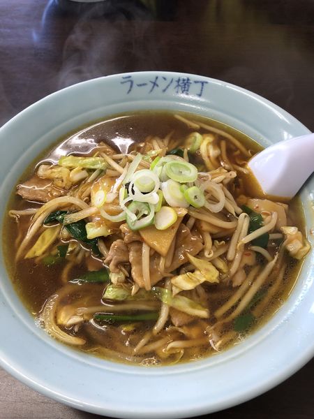 「肉野菜ラーメン」@ラーメン横丁の写真