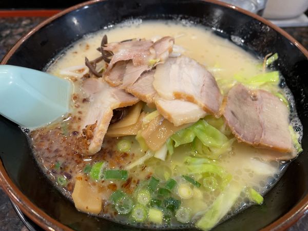 「ざぼんラーメン小」@ざぼんラーメン 鹿児島中央駅店の写真