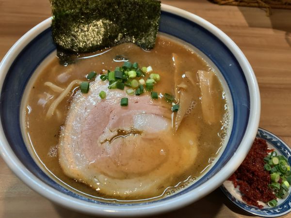 「あっさり和風エビ辛し中華そば」@中華そば・つけそば 浜屋 我孫子店の写真