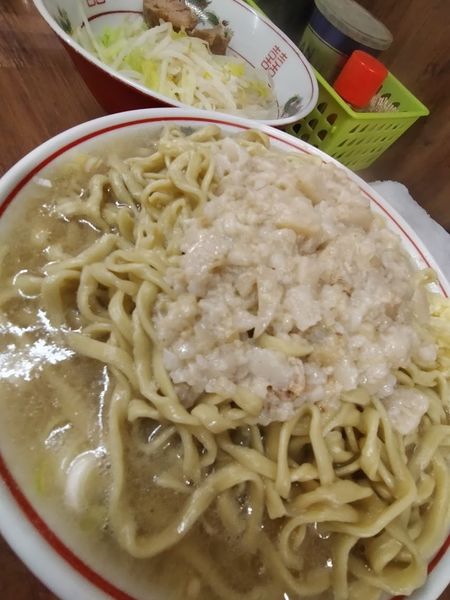 「大・葱（麺増し・麺硬め・脂・にんにく）」@ラーメン二郎 品川店の写真