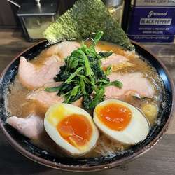 チャーシューメン　味玉