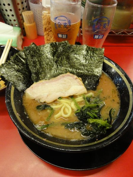 「ラーメン700円凄薄🍺🍺」@柏 王道家の写真