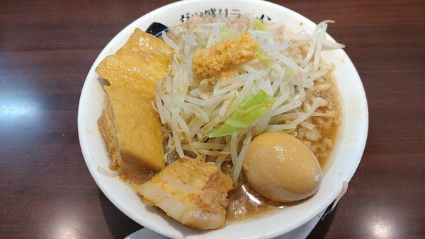 「ザ☆豚玉（小）」@ガツ盛リラーメン みちる屋 松戸店の写真