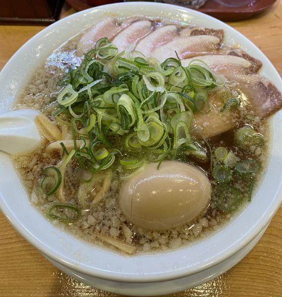 「特製京都熟成醤油ラーメン　９８０円」@京都ラーメン森井 白楽店の写真