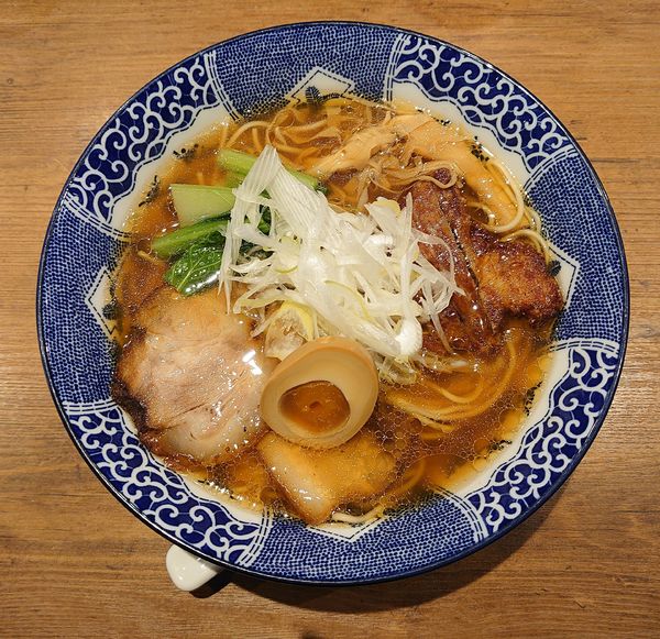 「特製清湯醤油」@ハマカゼ拉麺店の写真