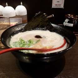 とんこつらぁ麺