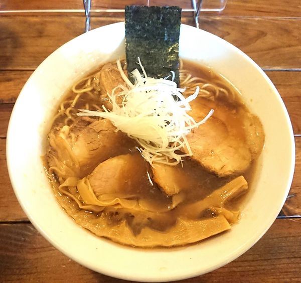 「淡麗チャーシュー中華そば」@武麗舞の写真