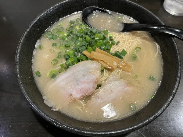 「ラーメン（大盛り）」@いっぷくラーメン 町田店の写真