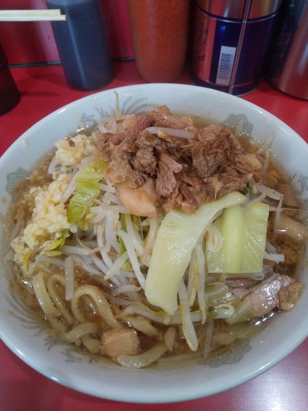 「ミニ 麺半分・豚半分600円(ニンニク・アブラ)」@ラーメン二郎 千葉店の写真