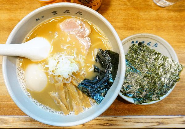 「味玉らーめん＋のり＋エビスビール」@麺屋吉左右の写真