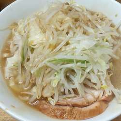小ラーメン(麺少なめ、アブラヌキ、ニンニク少なめカラメ)
