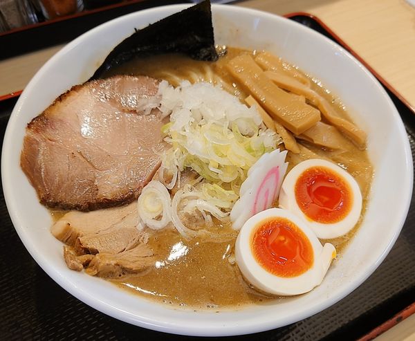 「丸和中華そば」@つけ麺丸和 各務原分店の写真