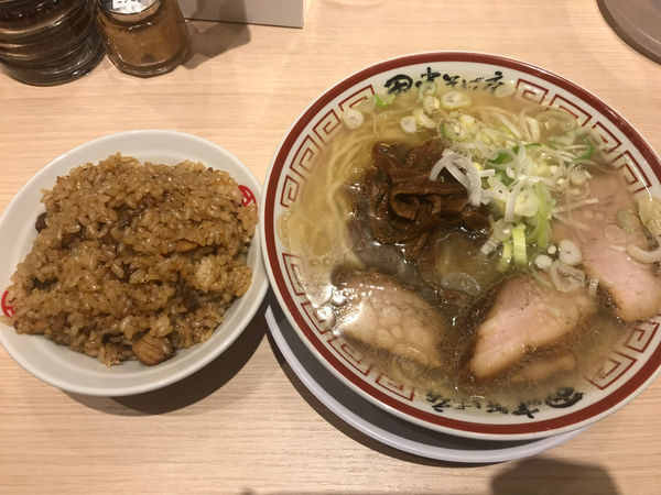 「中華そば、特製肉めし」@田中そば店 渋谷パルコ店の写真