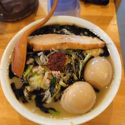 黒虎タンメン＋味玉トッピング