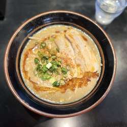 味噌赤辛ラーメン900円