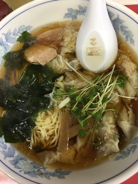 「ワンタンメン　750円」@天賑の写真