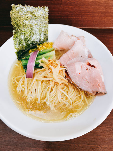 「うるめ貝汁潮」@中華そば うお青の写真