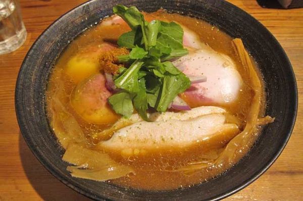 「チャーシュー味噌ラーメン　1,150円＋味玉　100円」@ラーメン屋 トイ・ボックスの写真