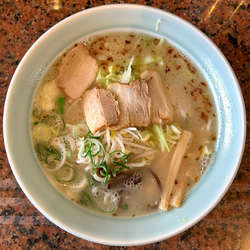 ざぼんラーメン（820円）