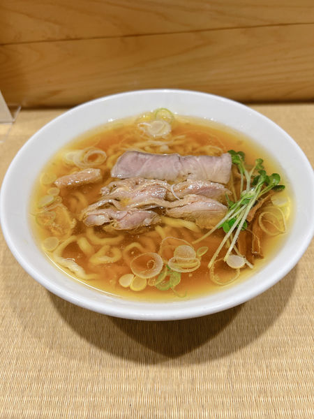 「手打親鶏中華そば、中太麺」@手打 親鶏中華そば 綾川の写真