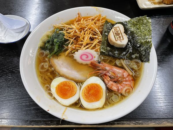 「佐野厄除け全部のせ辛口ネギ（大盛）・餃子」@大師庵の写真