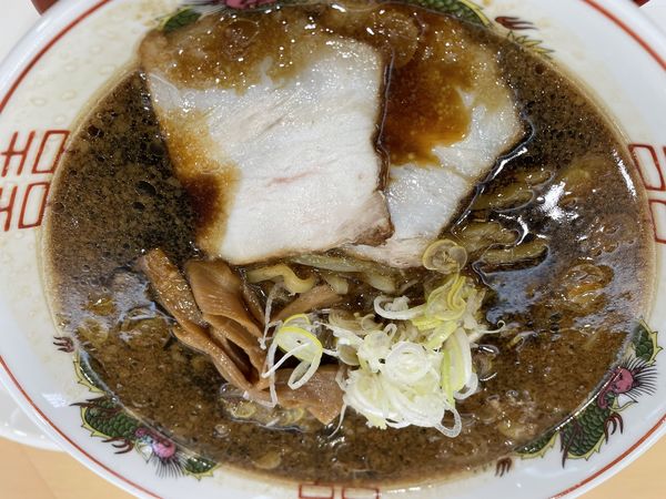 「限定麺・スーパージンジャーブラック800円」@ラァメン オカムラの写真