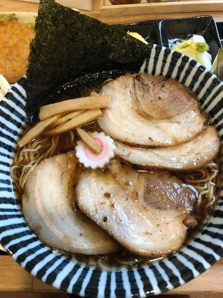 「黒たまりチャーシュー麺　850円」@たまり家の写真