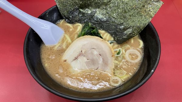 「豚骨しょう油らーめん」@赤羽らーめん 粋の写真