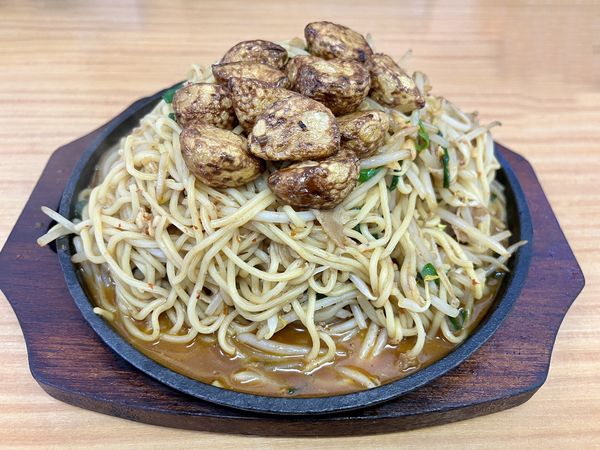 「ベトコン焼きそば大盛り+ニンニク大盛り」@香蘭の写真