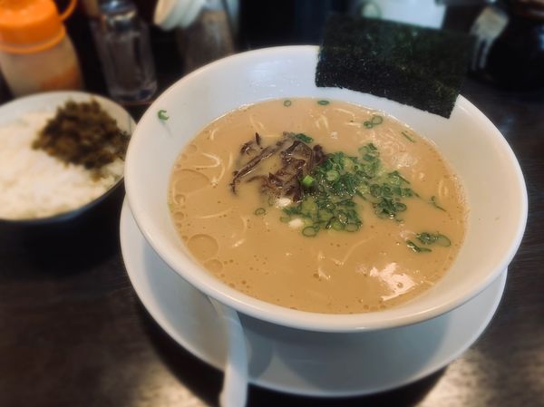 「らーめん（バリかた￥650）＋小ごはん（￥100）」@一心の写真