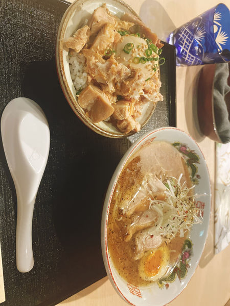 「焙じ茶中華」@あら炊き中華そば 魚櫓魚櫓の写真